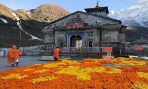 Baba Kedar's shrine Decorated with flowers- Uk News Network